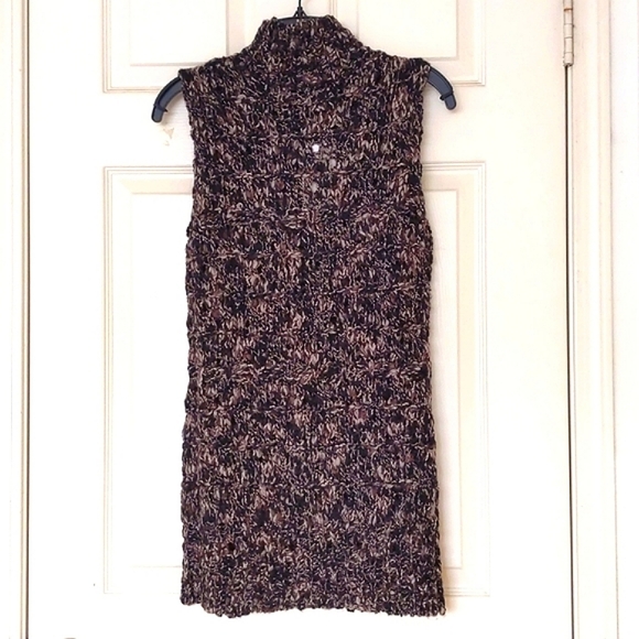 NWT. Guess Jeans Woman's Wool blended multi colored long crochet sweater vest. - Picture 2 of 5